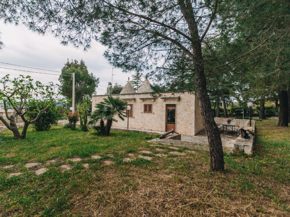 Trulli Pinnacoli Locorotondo Exterior photo